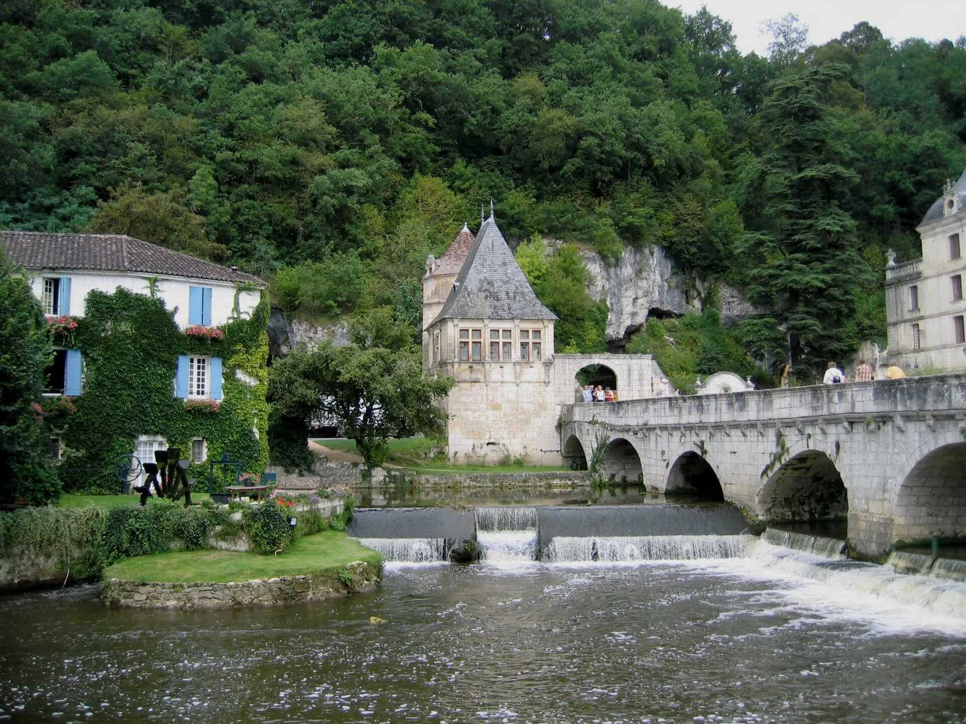 La Dronne sous le pont coudé, à Brantôme